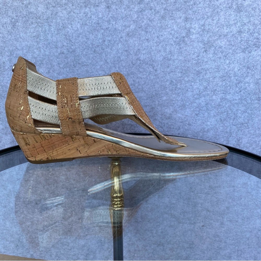 D16 Donald J Pliner Dori wedge sandals cork metallic 7.5N - Picture 4 of 14